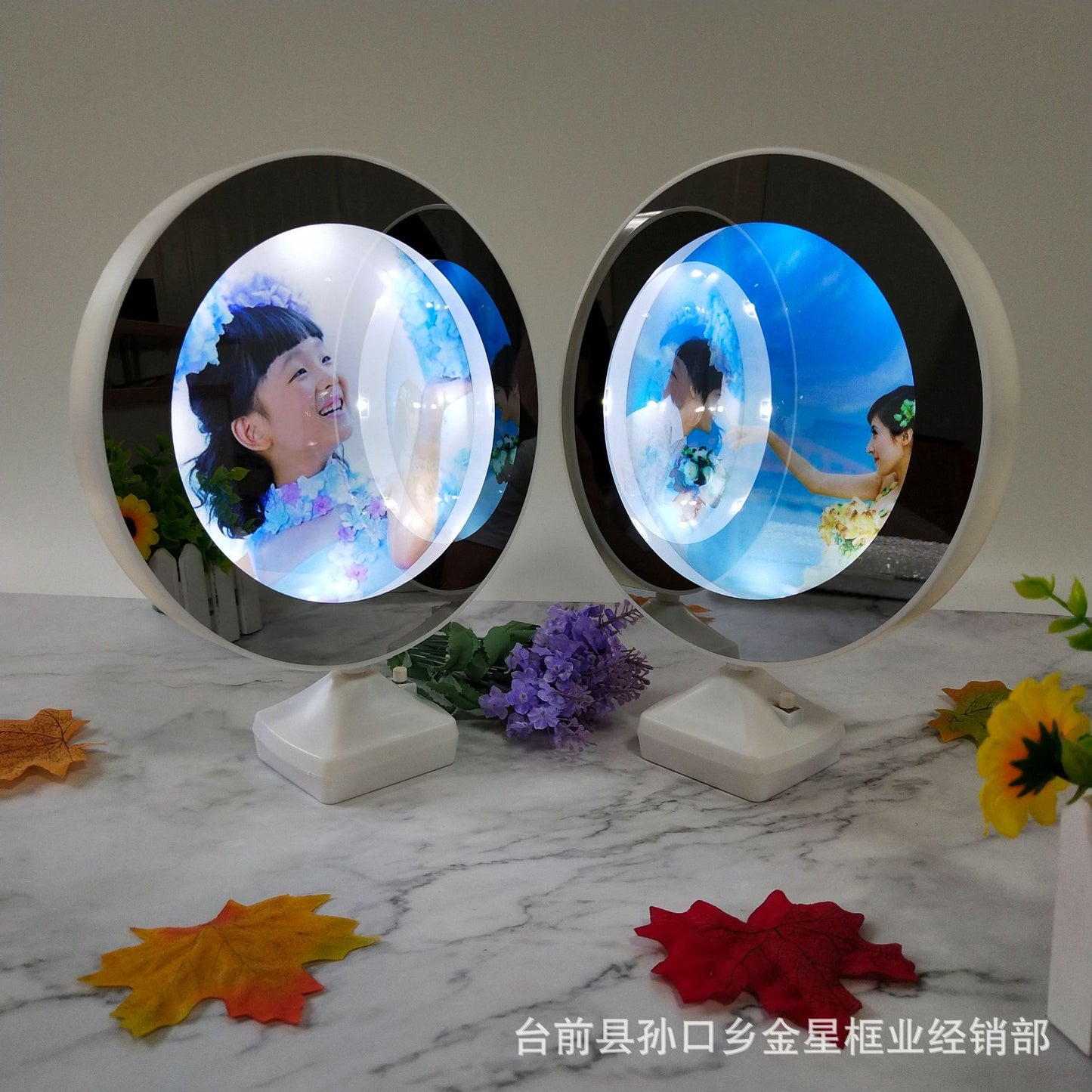 Wholesale magic mirror magic mirror plastic table round heart-shaped LED magic mirror wedding children's studio photo frame table lamp gift