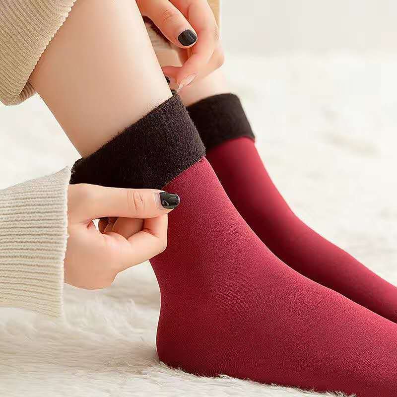 Winter snow socks plus velvet thick women's warm socks floor socks mid-tube confinement socks factory direct sales