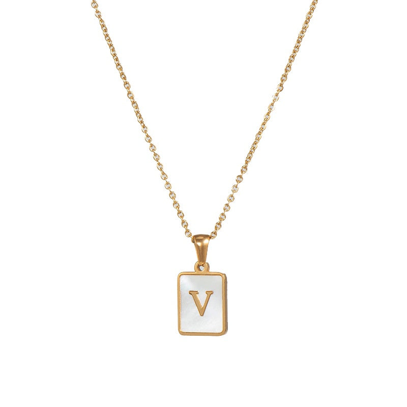 2022 European and American cross-border square 18K gold jewelry necklace female letter pendant titanium steel shell 26 letter necklace