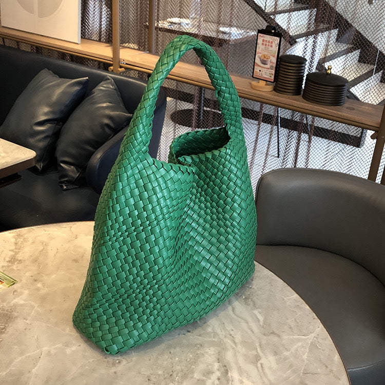 2024 new high-end hand-woven bag large-capacity shoulder tote bag underarm bag bucket bag mother-and-child bag trend