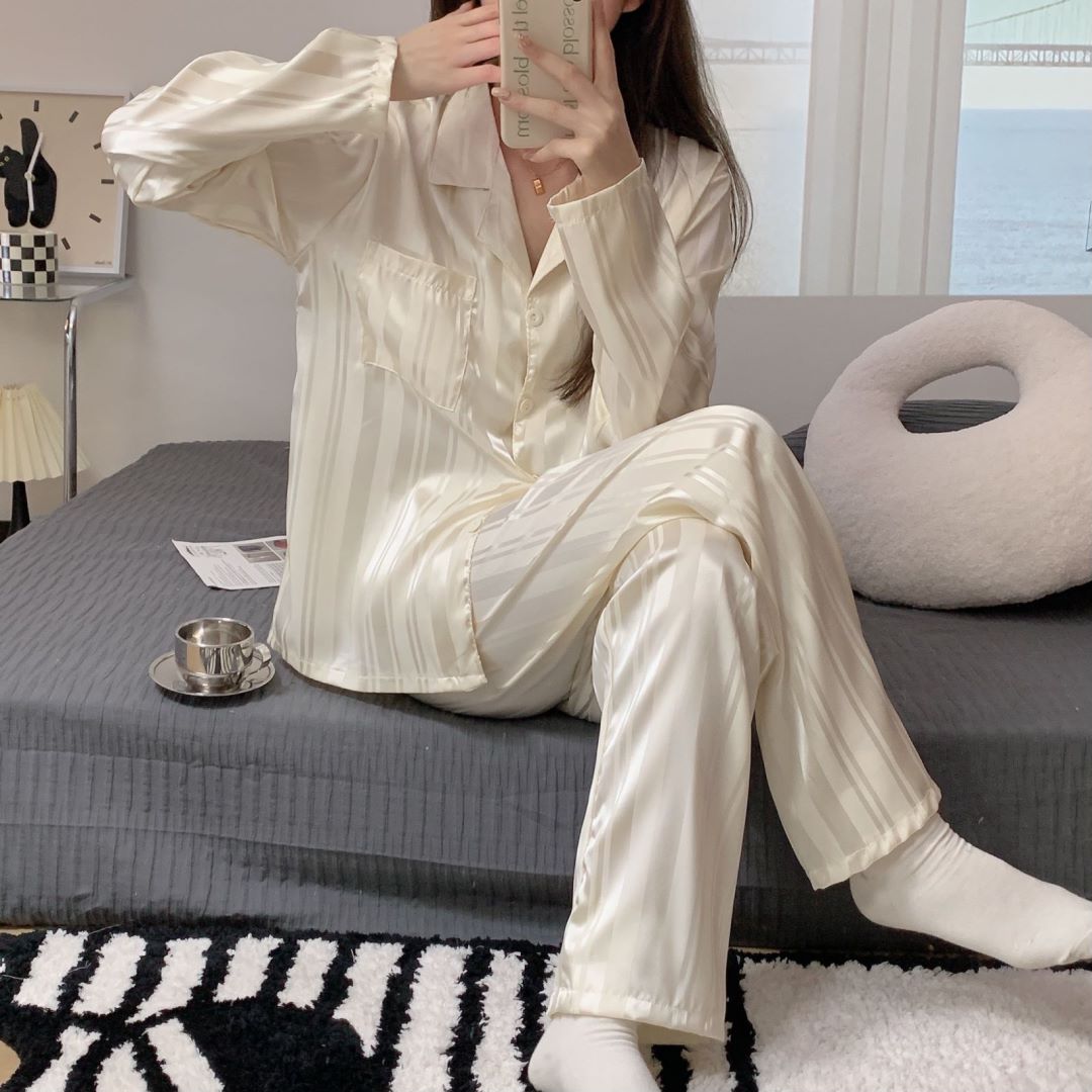 Women's spring and autumn pajamas imitation silk long-sleeved net red Korean style home service autumn ladies vertical stripes can be worn outside