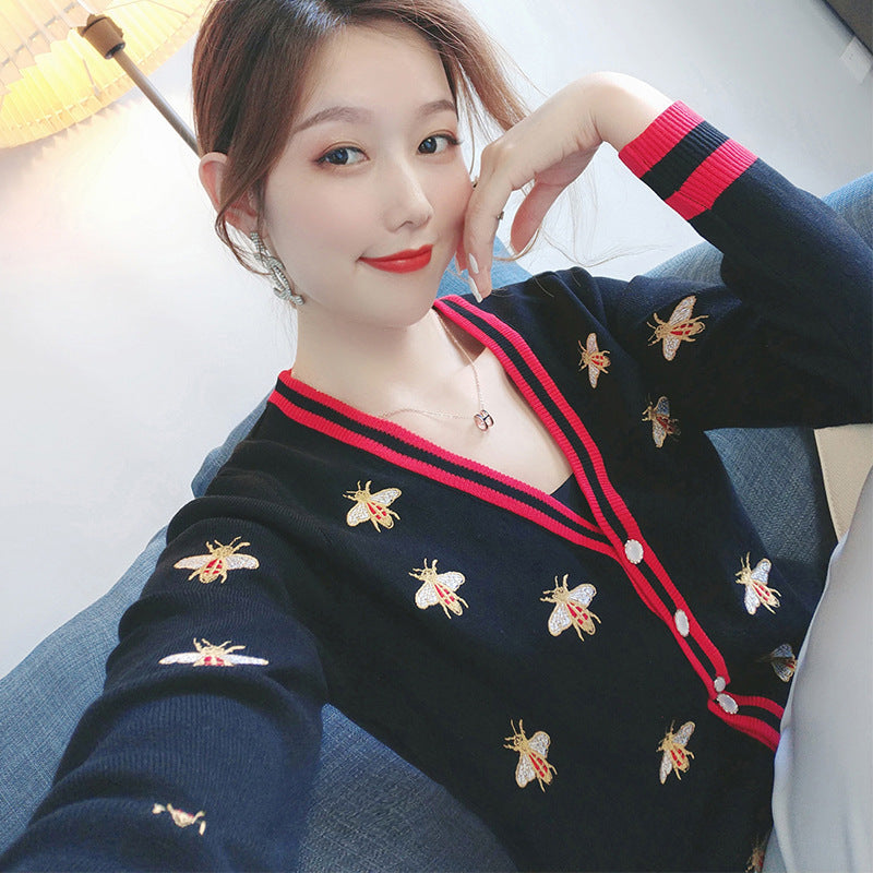 2022 autumn women's clothing new knitted sweater heavy industry embroidery V-neck sweater cardigan jacket temperament outerwear top