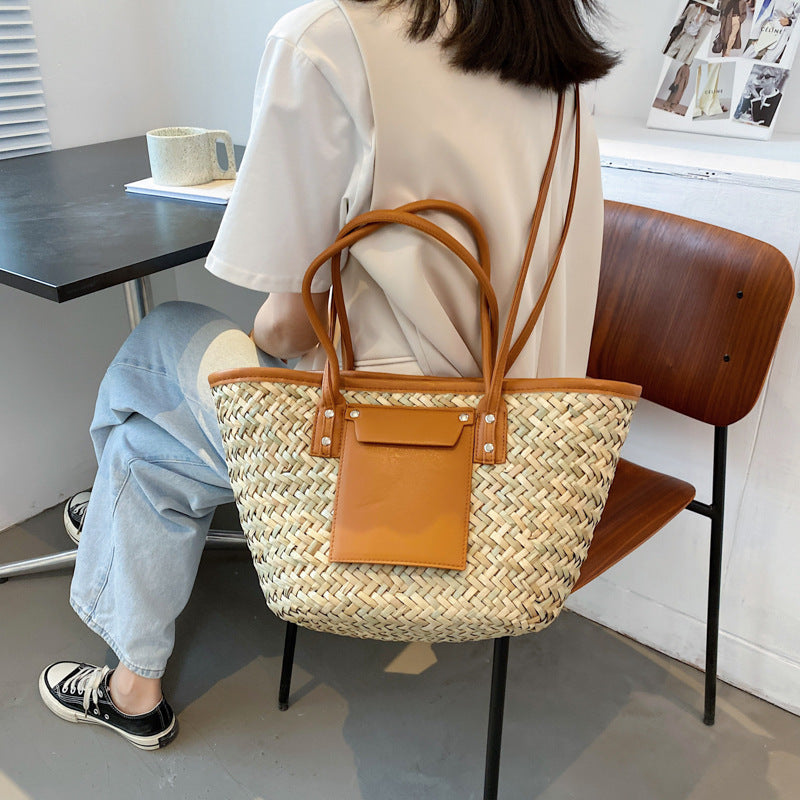 2021 Korean version of the new fashion woven bag beach travel retro vegetable basket hand-held straw bag shoulder messenger bag