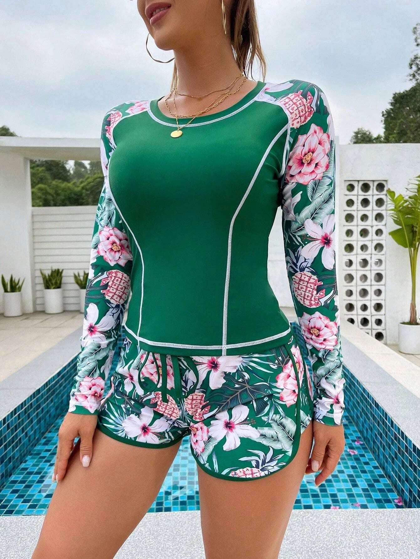 Add color 2024 new cross-border conservative sun protection wetsuit European and American foreign trade printed boxer briefs long-sleeved swimsuit for women