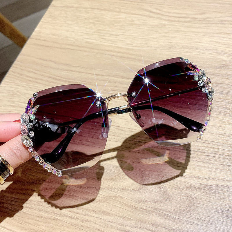 2022 new cross-border hot-selling diamond-encrusted women's sunglasses Korean version of the tide anti-ultraviolet sun glasses big face sunscreen summer