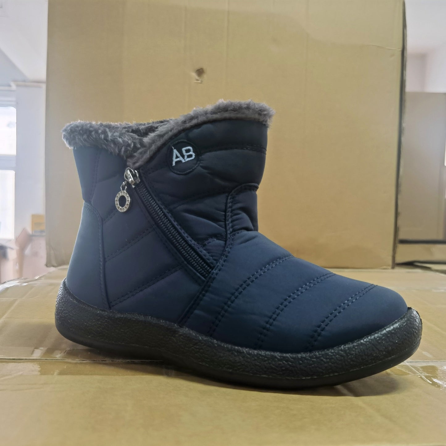 2023 new cross-border foreign trade women's shoes warm side chain lazy winter Wenzhou snow boots female mother shoes large size 43