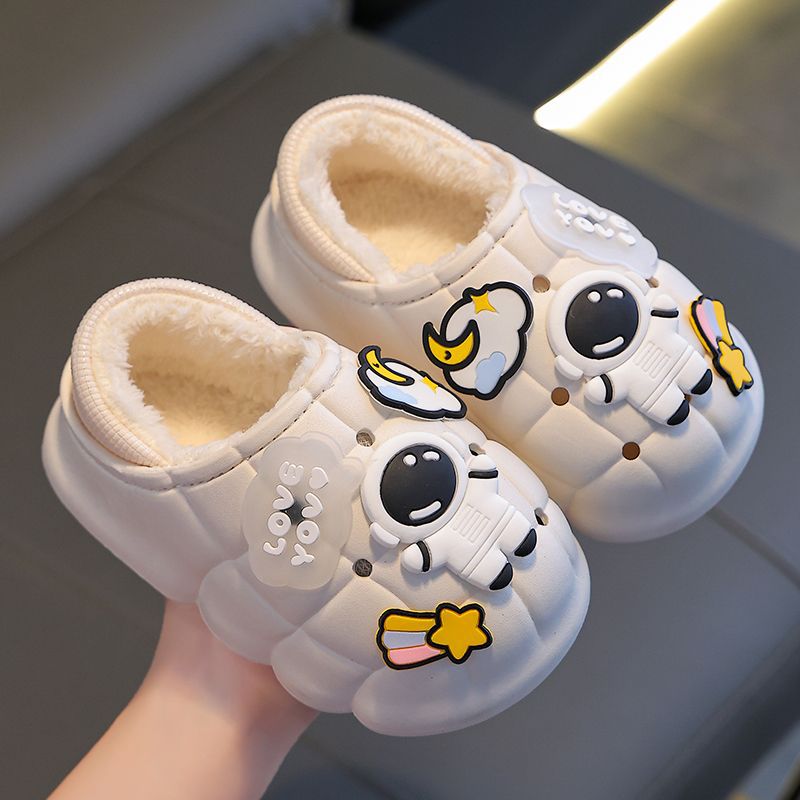 Winter children's cotton slippers for boys and girls, non-slip, warm and velvet home bags, baby outer wear, children's furry cotton shoes