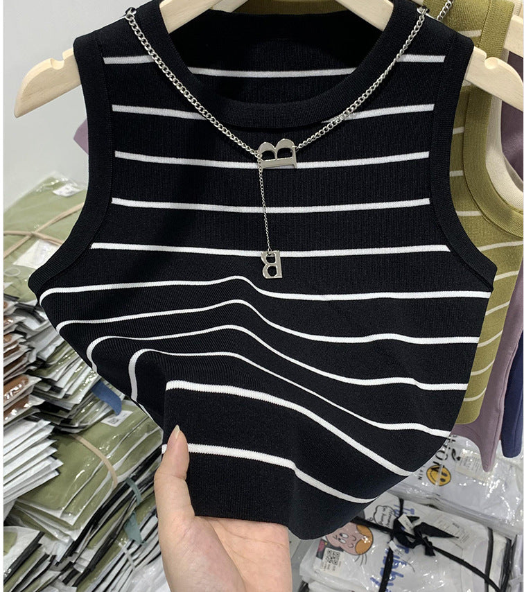 2024 Summer New Knitwear Wholesale Design Hong Kong Style Artistic Vintage Women's Clothing Pullover Regular Vest Fashion