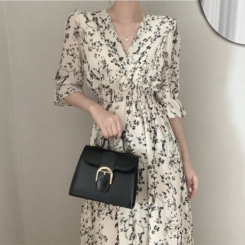 2021 new breastfeeding bellflower French sweet waist thin temperament v-neck floral chiffon dress