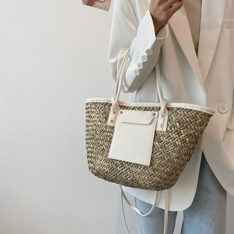 2021 Korean version of the new fashion woven bag beach travel retro vegetable basket hand-held straw bag shoulder messenger bag