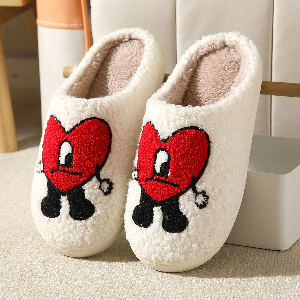 Winter men and women couple cotton slippers home indoor cute thick bottom cartoon non-slip slippers wholesale