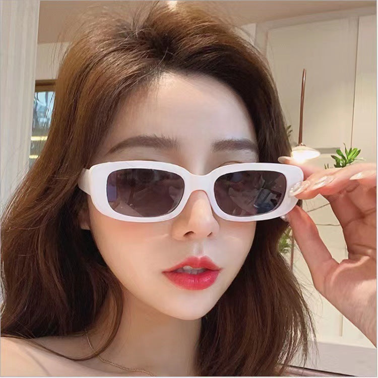 2023 new retro small square frame sunglasses for men and women trendy European and American fashion street shooting hot style sunglasses UV protection