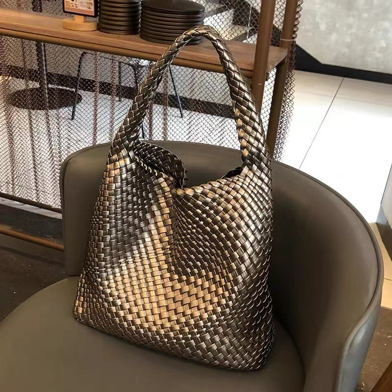 2024 new high-end hand-woven bag large-capacity shoulder tote bag underarm bag bucket bag mother-and-child bag trend