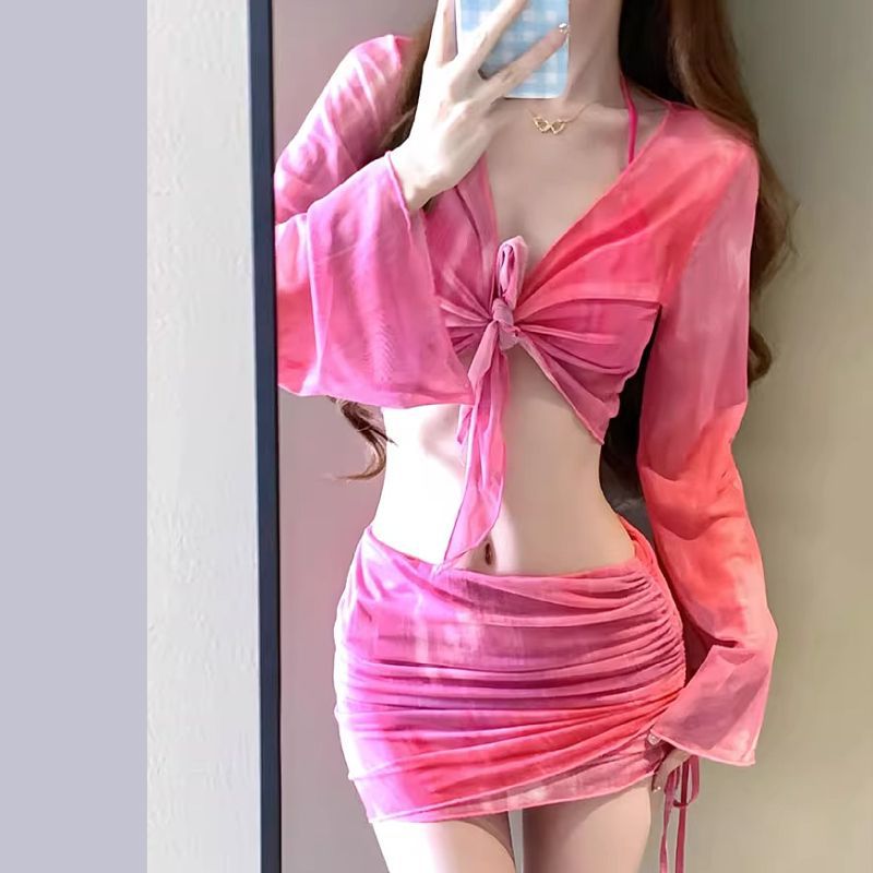 2024 new bikini swimsuit women's seaside vacation four-piece conservative high-end split hot spring swimming suit