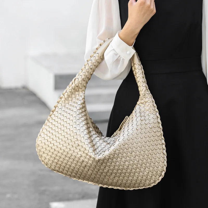 Women's versatile bag, underarm handbag, new single-shoulder cross-border handbag, handmade bag, niche texture woven French commuter