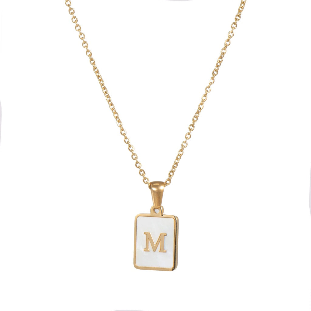 2022 European and American cross-border square 18K gold jewelry necklace female letter pendant titanium steel shell 26 letter necklace