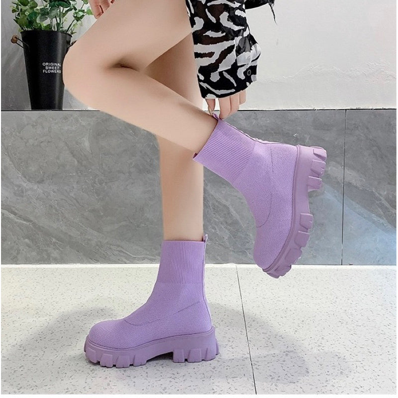 2022 New Round Toe Martin Boots Knitted Short Boots European and American Autumn and Winter Thick Sole Medium Heel Low Cut Fly Knitted Large Size Foreign Trade